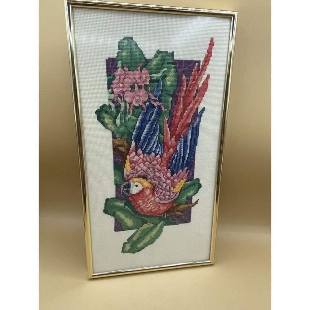 Vintage Tropical Macaw Parrot Needlepoint Tapestry 17 “ X 9.25” Framed - Picture 4 of 8
